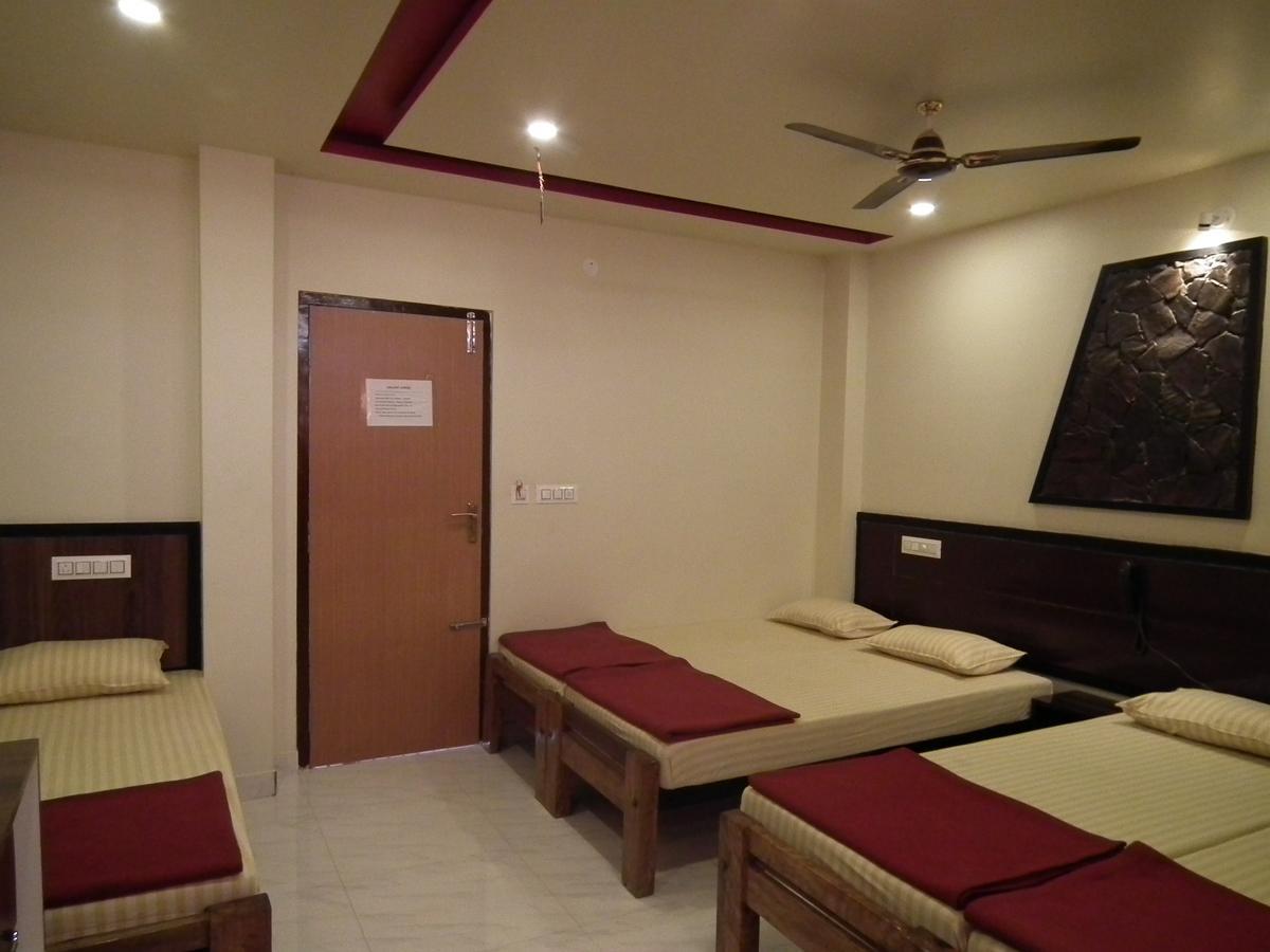 Galaxy Lodge Chikmagalūr Exterior foto